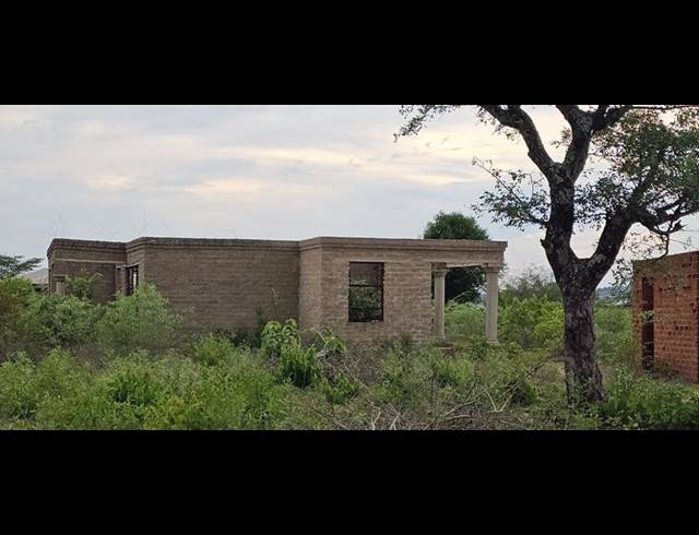 LAND FOR SALE IN VUWANI